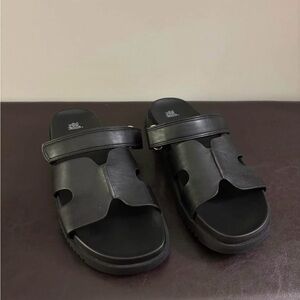 Wild Fable Black Sandals